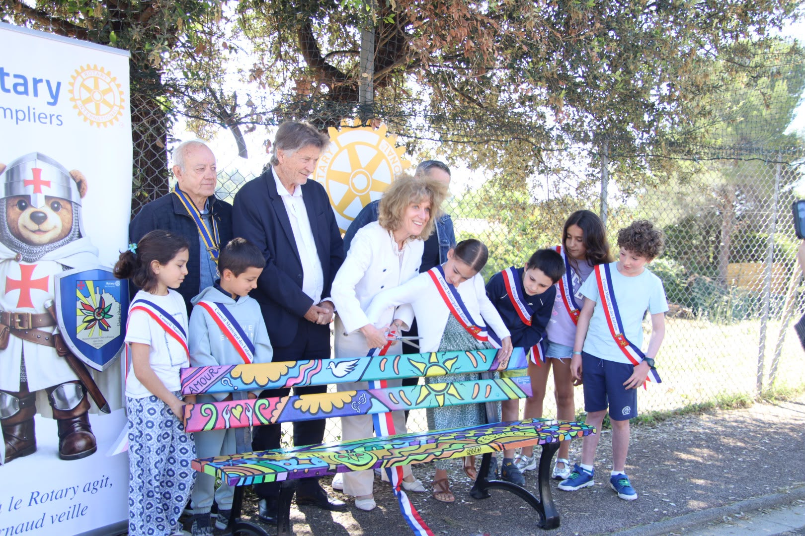 banc colore rotary club biot templiers ecole